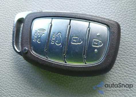 2022 Hyundai Ioniq Plug-In Hybrid Sel from USA, damaged, VIN KMHC75LD9NU268643